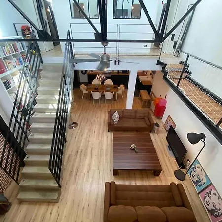 Rare ! LOFT Atypique Centre-Ville Parking Jardin-3